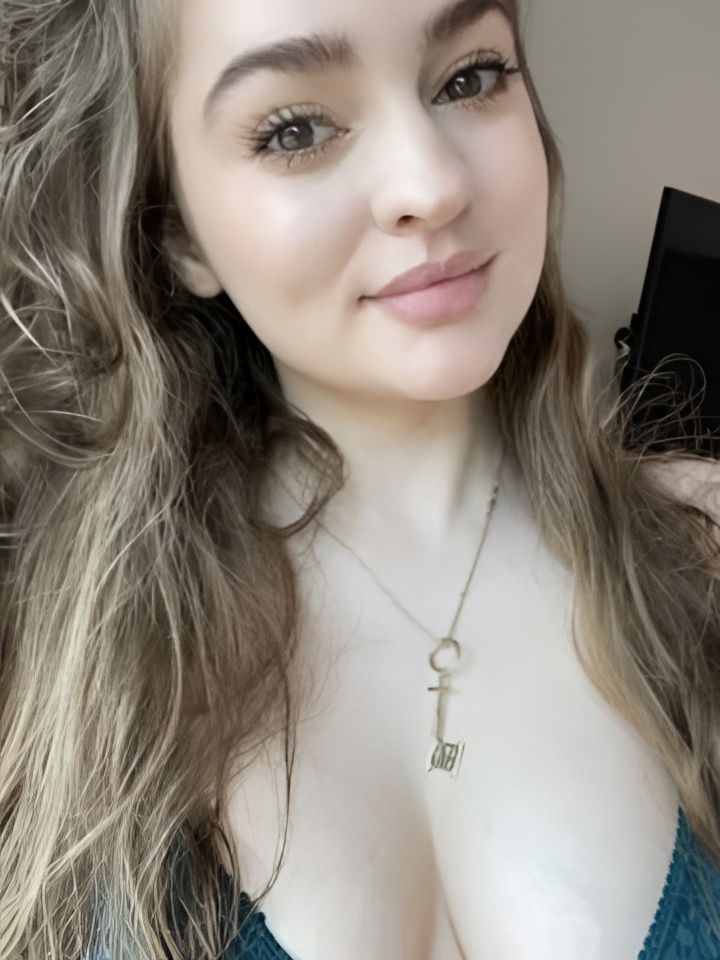 Индивидуалка Лаура, доступна для личного знакомства от 2500 руб