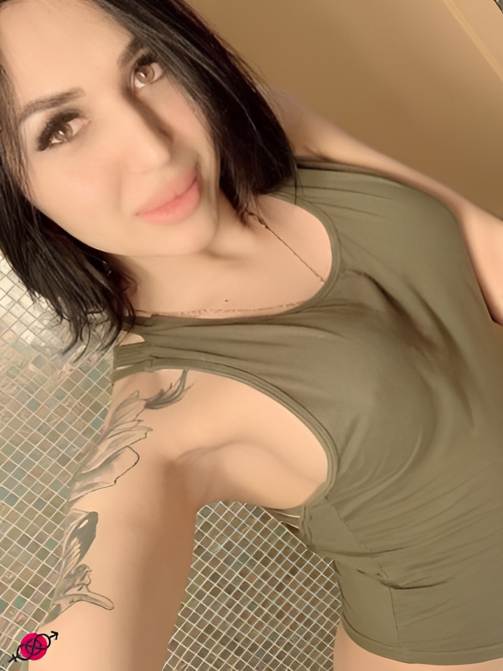 Летиция привлекальеная девушка из Юрги цена от 3000 руб