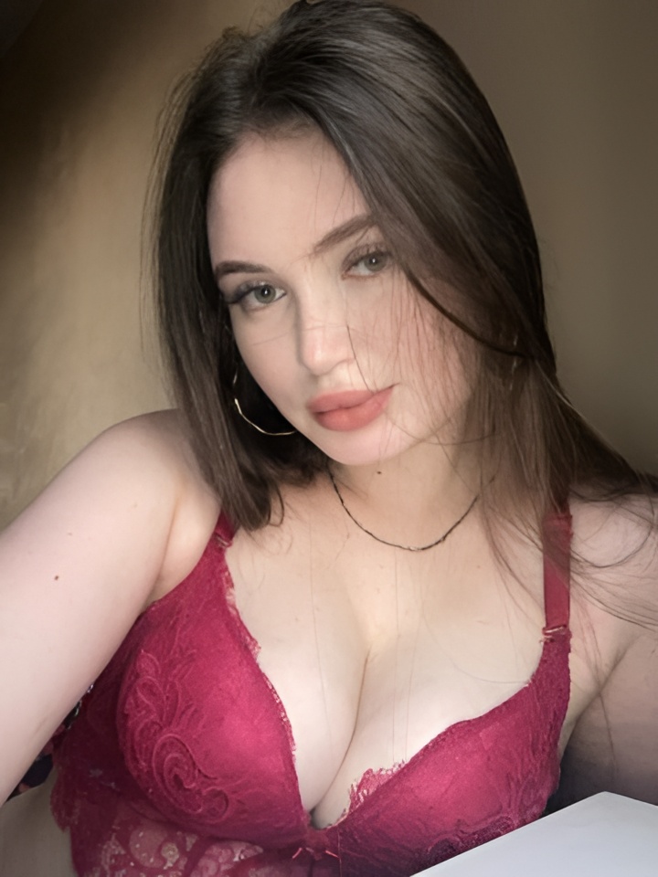 Майя привлекальеная девушка из Юрги цена от 2000 руб