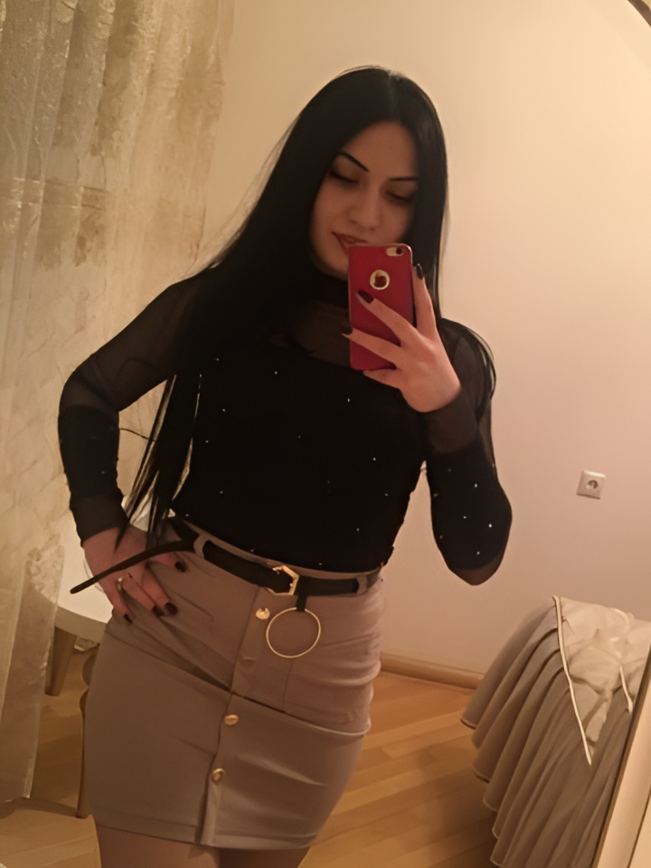 Мальвина привлекальеная девушка из Юрги цена от 10000 руб