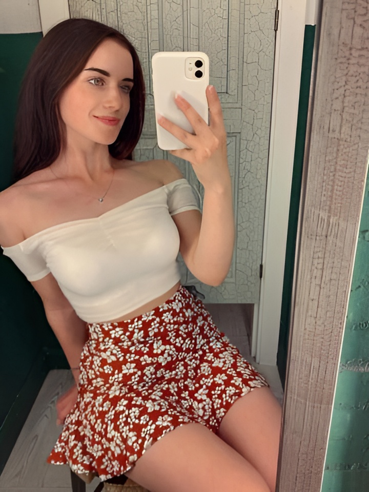 Ядвига привлекальеная девушка из Юрги цена от 2000 руб