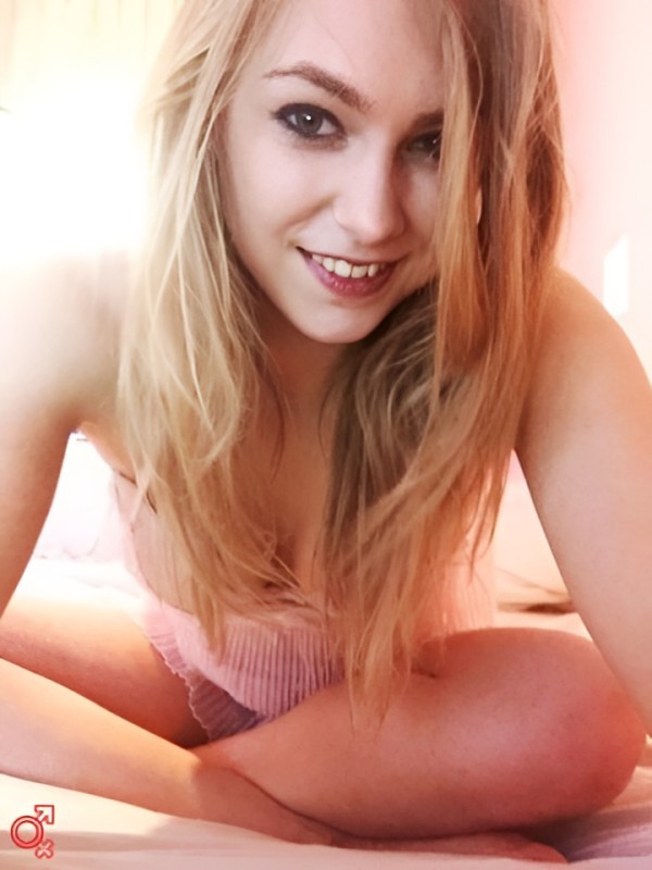 Юля привлекательная девушка из Юрги цена от 3000 руб