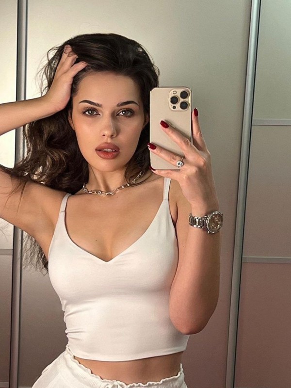 Ксюша привлекательная девушка из Юрги цена от 3000 руб